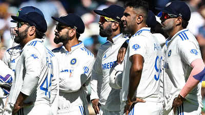 'Harbhajan Singh in Melbourne': Bhajji takes dig at Rohit Sharma for experimenting with spinners in Border-Gavaskar Trophy - WATCH