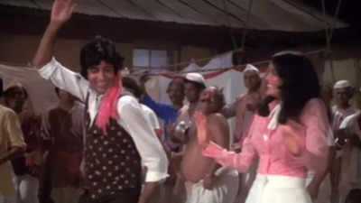 Zeenat Aman recalls memories on 'Khaike Paan Banaraswala' with Amitabh Bachchan; new Don Ranveer Singh reacts: 'The quantity of paan Mr Bachchan consumed...'