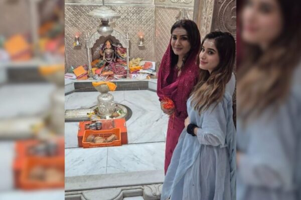 Rasha Thadani Visits 12th Jyotirling In Gujarat With Mother Raveena Tandon