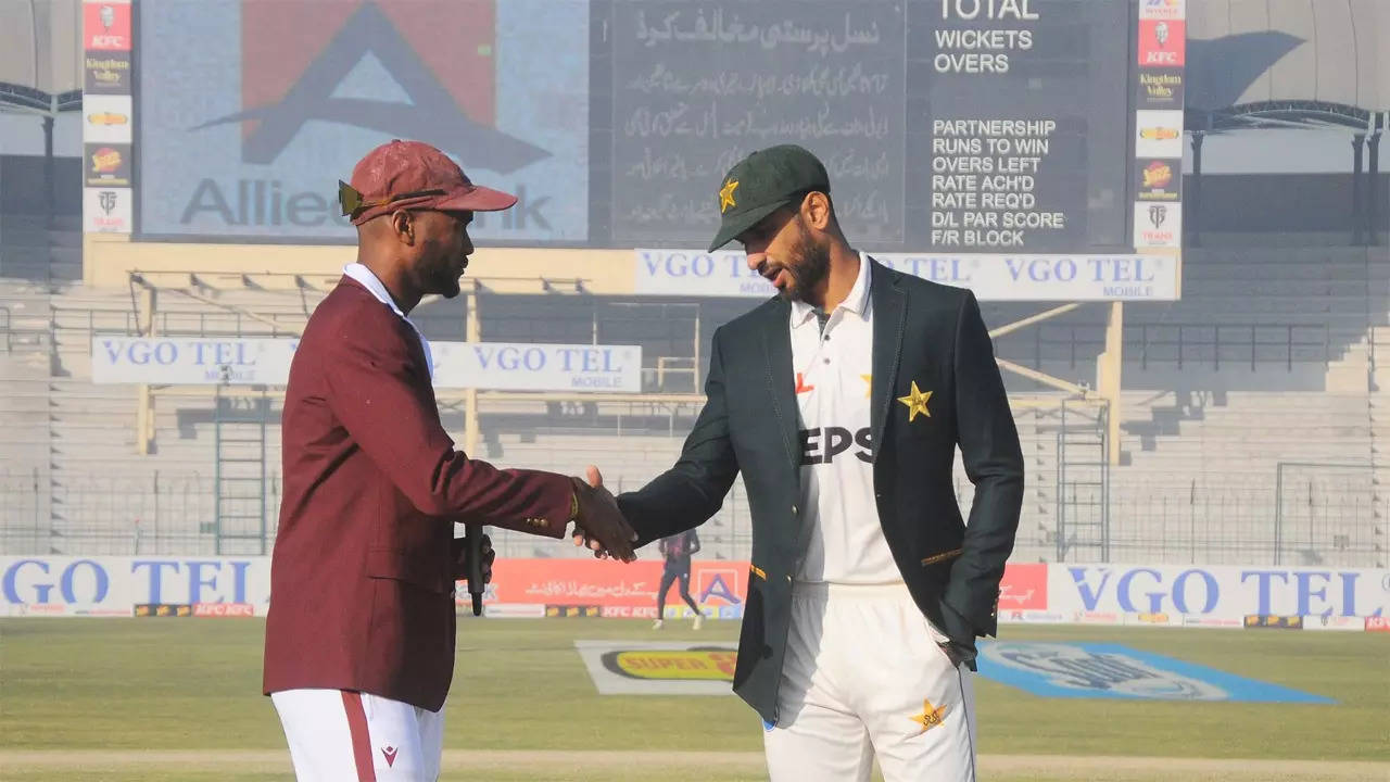 West Indies 9/2 in 2.5 Overs | Pakistan vs West Indies, 2nd Test Live Score, Day 1: West Indies opt to bat  - The Times of India