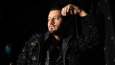 Atif Aslam's breakup advice to a fan: 'Once you have enough money, relationships will come to you...'