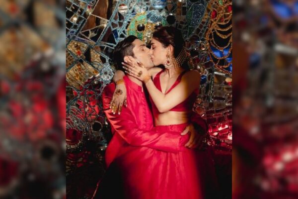 Newlyweds Prateik Babbar And Priya Banerjee's Mehendi Album Sealed With A Kiss. See Pics