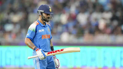 Virat Kohli going through difficult time, he just needs to settle his mind: Sanjay Manjrekar