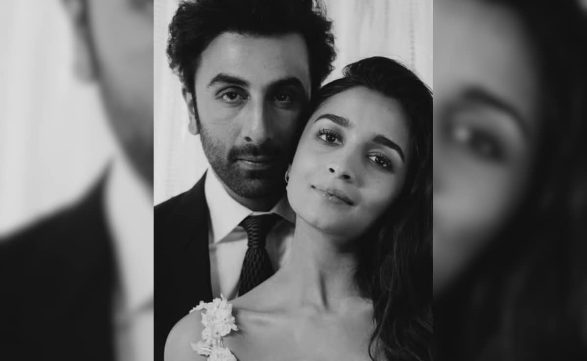 Alia Bhatt And Ranbir Kapoor Head To Alibaug To Celebrate Actress's 32nd Birthday