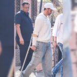 Deb Mukherjee Funeral: Hrithik Roshan, On Crutches After Knee Injury, Pays Last Respects