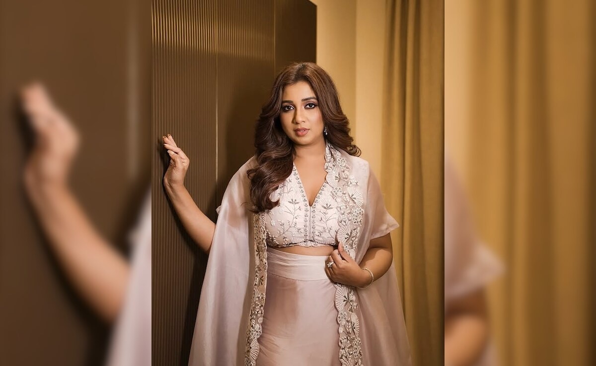 Shreya Ghoshal Alerts Fans After Her X Account Gets Hacked